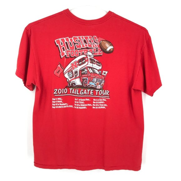 Nebraska Cornhuskers Mens Shirt XL Red NCAA Huskers Football 2010 Tailgate Tour - Picture 1 of 16